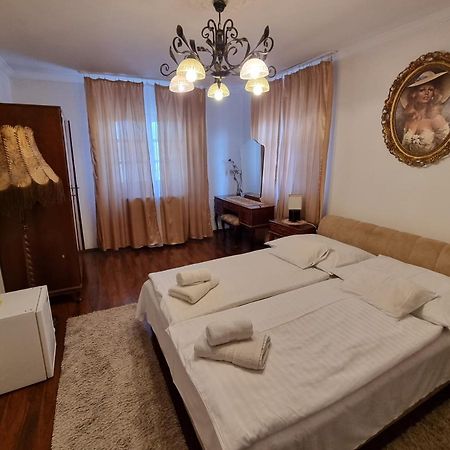 Bastya Wellness Hotel - Nyírbátor エクステリア 写真