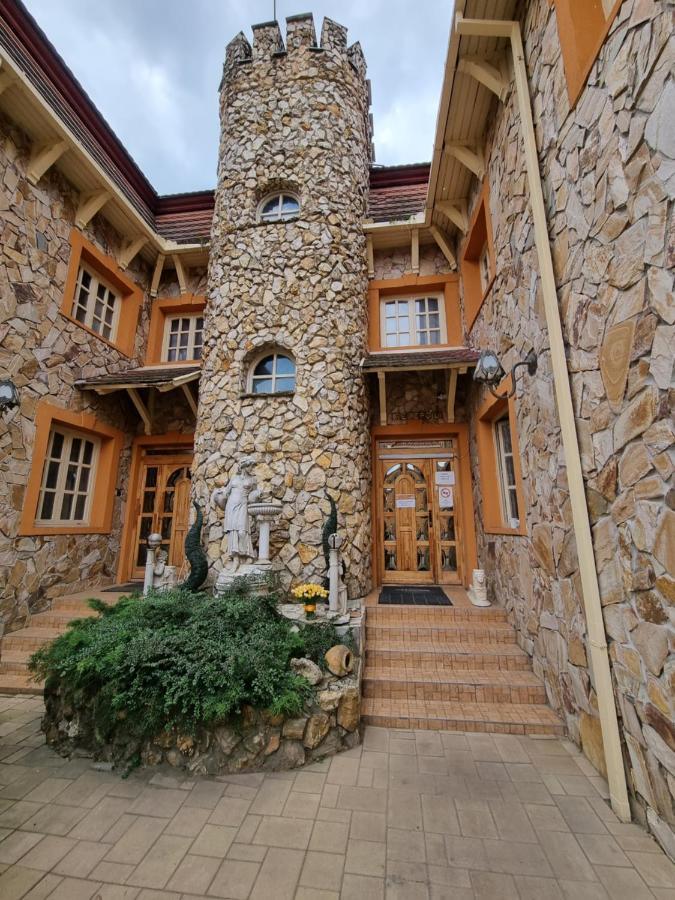 Bastya Wellness Hotel - Nyírbátor エクステリア 写真