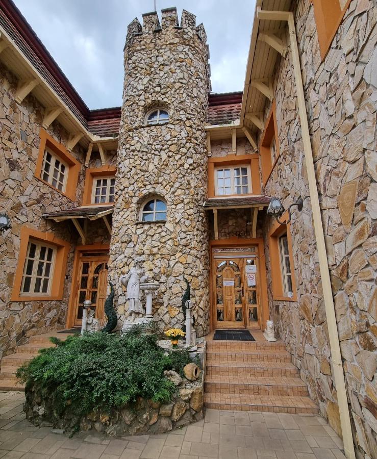 Bastya Wellness Hotel - Nyírbátor エクステリア 写真